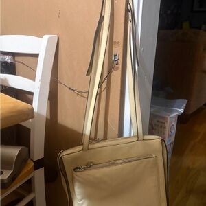 Pour la Victoire shoulder bag